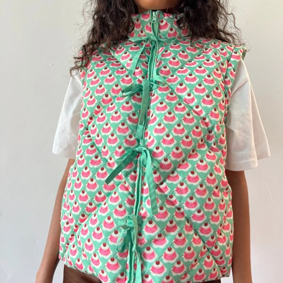 NWT LISA SAYS GAH LADY PUFFER JACKET, LARGE - Picture 3 of 14